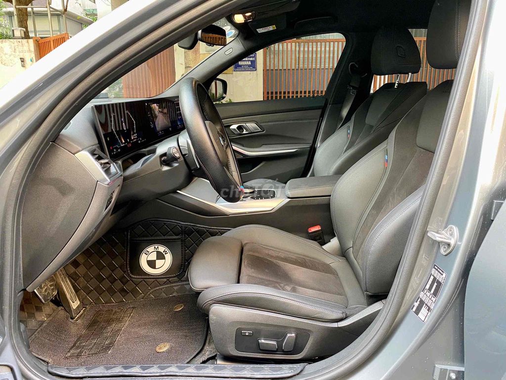 BMW 320i M Sport 2024 - 15000 km. Mua bán Ô tô tại Quận Thanh Xuân Hà Nội được đăng bởi Trần Trí Cường hình 14