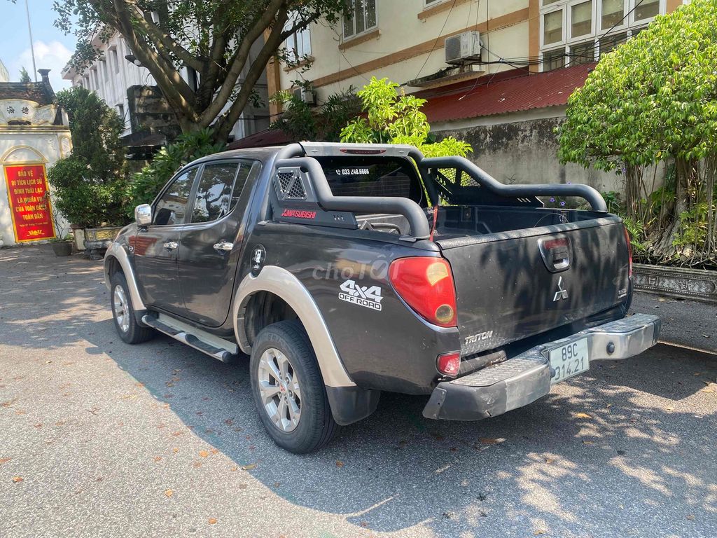 Mitsubishi Triton 2014 GLS Class 4x4 AT chính chủ. Mua bán Ô tô tại Huyện Gia Lâm Hà Nội được đăng bởi nam gia trang hình 1