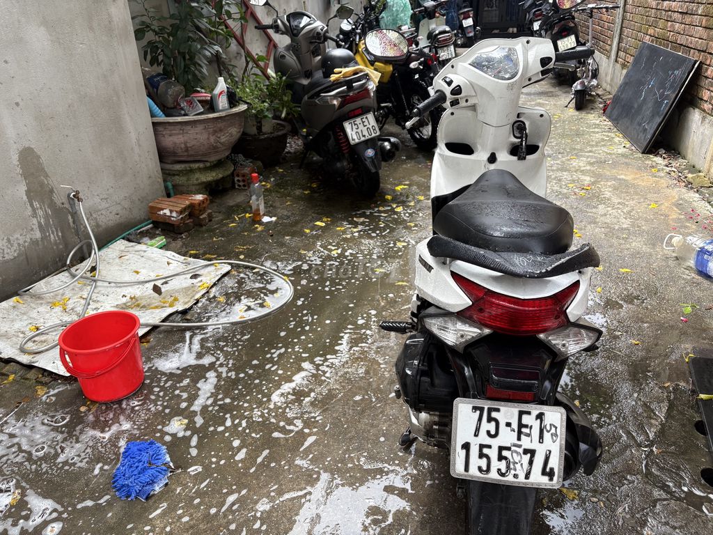 bán visone màu trắng. Mua bán Xe máy tại Thành phố Huế Thừa Thiên Huế được đăng bởi tai hình 3