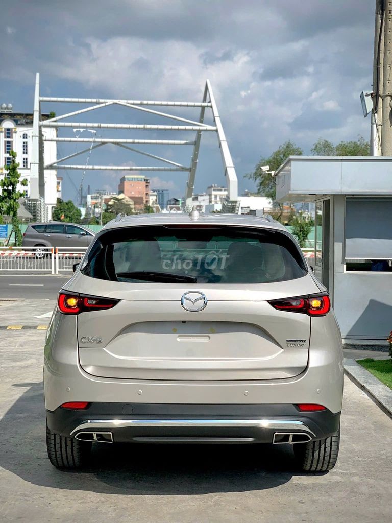 Mazda CX5 Luxury giảm khủng tặng bảo hiểm thân vỏ. Mua bán Ô tô tại Quận 7 Tp Hồ Chí Minh được đăng bởi  Mazda Quận 7 hình 3