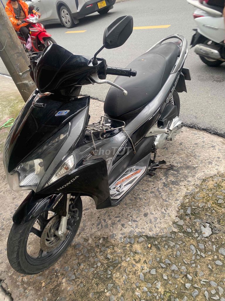Honda Air Blade 2012 с документами, свой хозяин