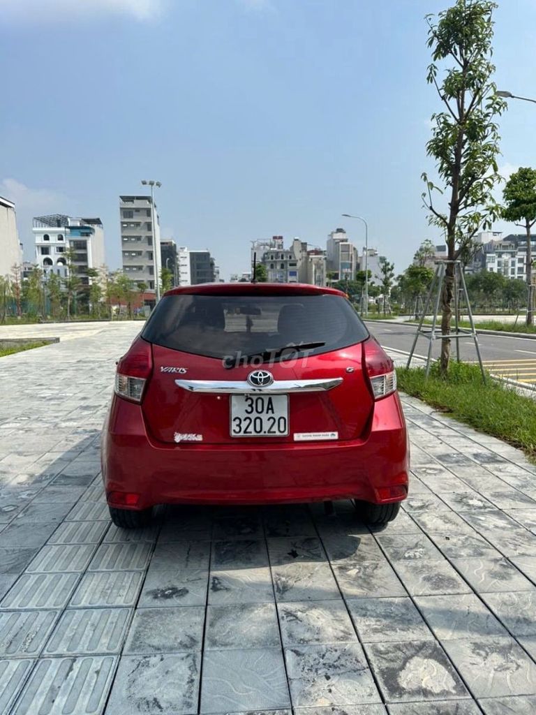 Toyota Yaris 1.3G 2014 Красный 58236 км