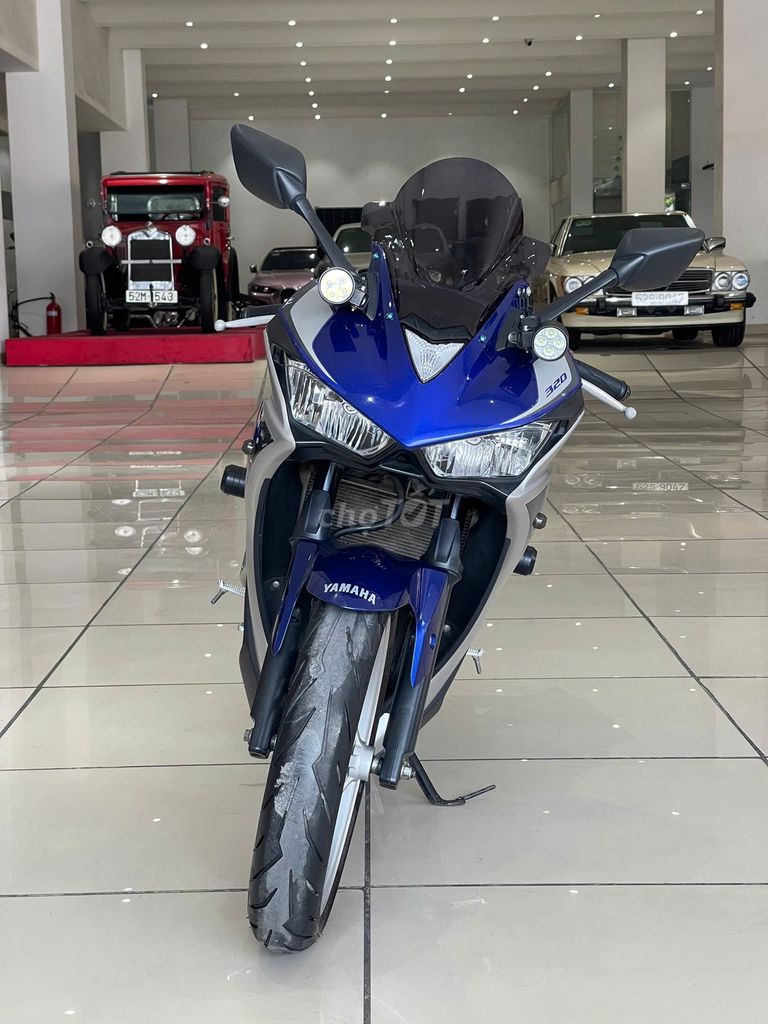 Yamaha R3 2017 Xanh dương 30.000km xịn - BSTP. Mua bán Xe máy tại Quận Phú Nhuận Tp Hồ Chí Minh được đăng bởi Thi Đức Quang hình 8