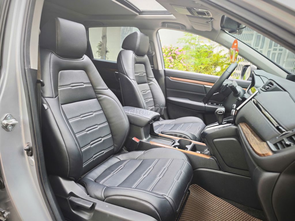 🌈 HONDA CRV L 2018 BẢN FULL - 52.000KM - RẤT ĐẸP. Mua bán Ô tô tại Quận 11 Tp Hồ Chí Minh được đăng bởi Hùng Hoàng hình 10