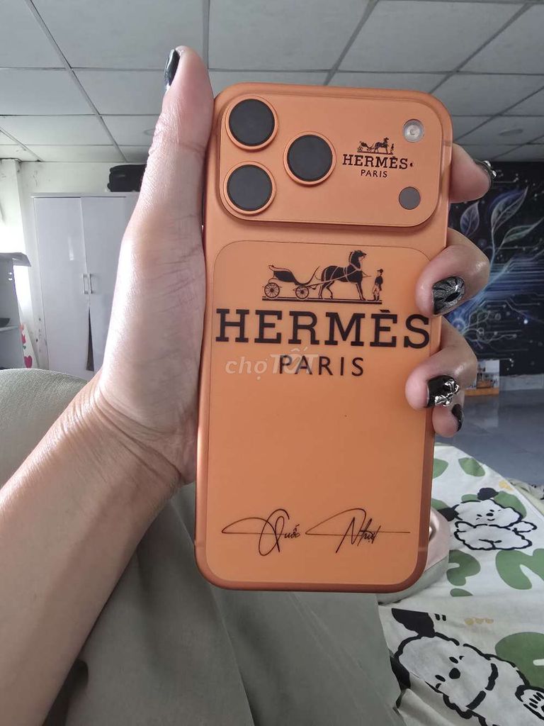 Apple iPhone 17 Pro Max 256GB Cam. Mua bán Điện thoại tại Huyện Hóc Môn Tp Hồ Chí Minh được đăng bởi khô gà xé cay hình 1