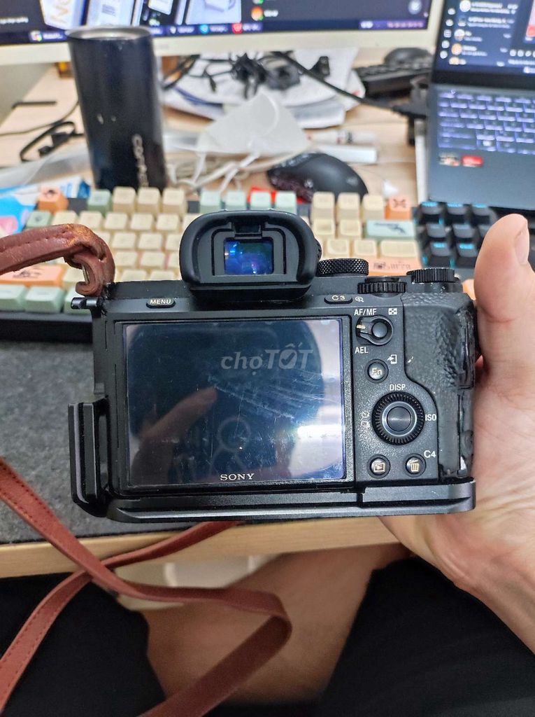 Máy ảnh Sony A72 Đen Đã sử dụng. Mua bán Máy ảnh, Máy quay tại Thành phố Thủ Dầu Một Bình Dương được đăng bởi Hùng Mai Lý hình 1