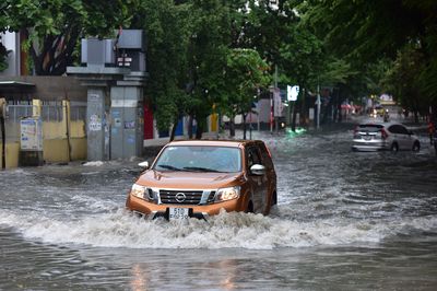 THU MUA XE NGẬP NƯỚC, THUỶ KÍCH TẬN NƠI GIÁ CAO