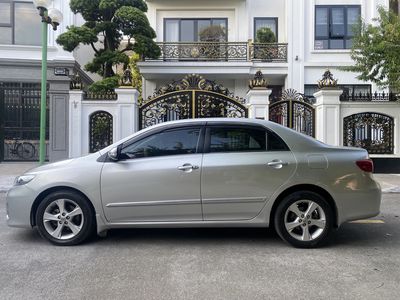 Toyota Corolla Altis 2.0V 2013 bản cao cấp số tđ
