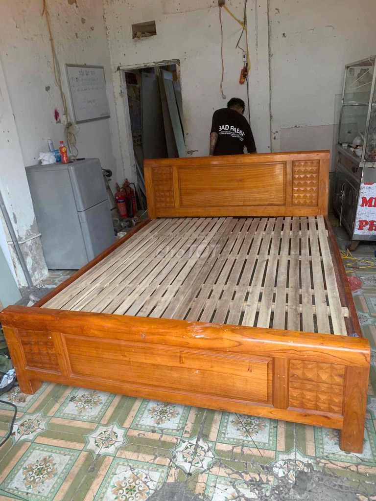 Tl giường m6x2m free ship lắp luôn. Mua bán Giường, chăn ga gối nệm tại Quận Thanh Xuân Hà Nội được đăng bởi Bông Bông hình 1