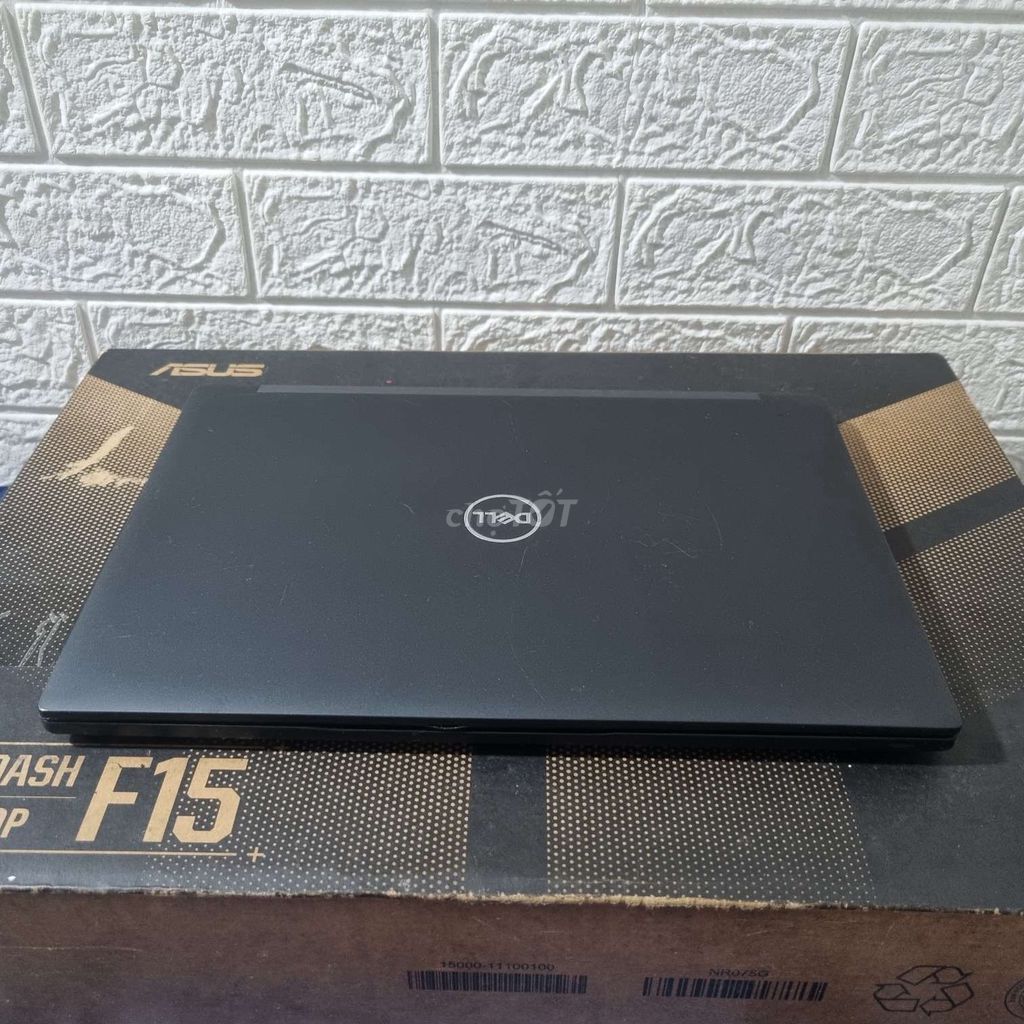 Dell E7290 i5 ram 16 ssd256-nhỏ gọn tiện di chuyển