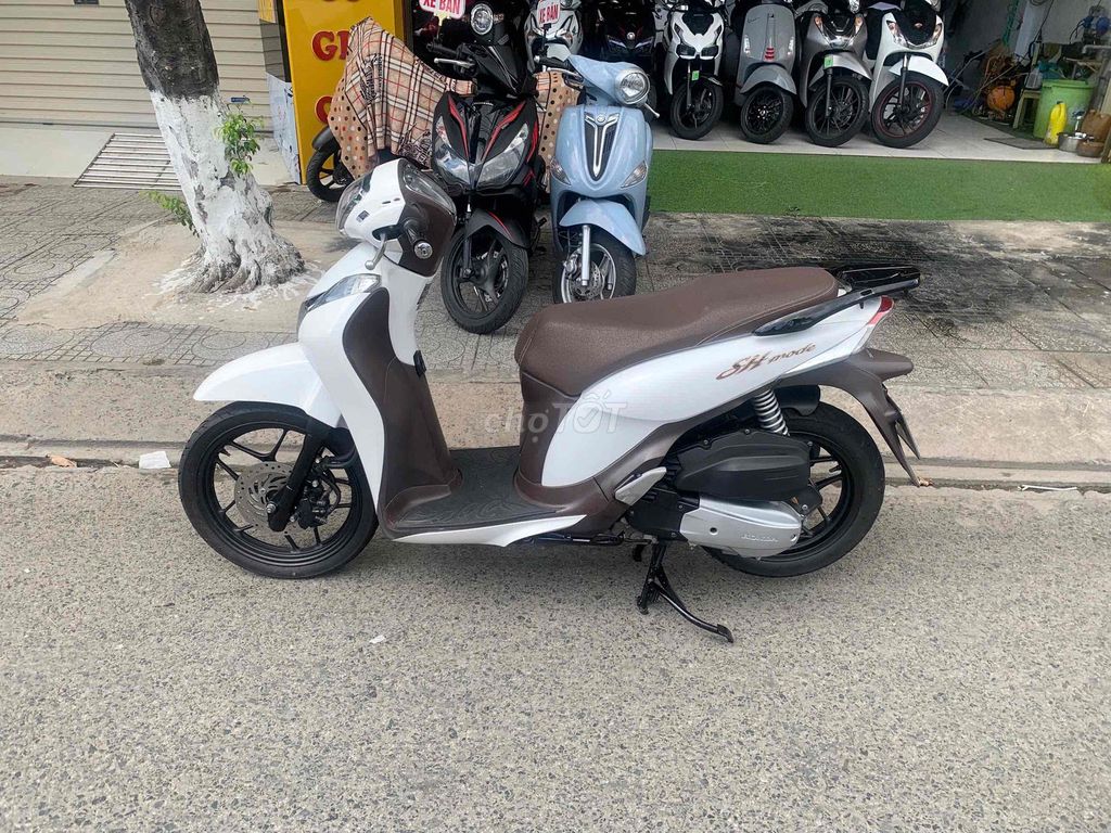 ✅✅ SH MORE 2015 KHÓA CHÌA TRẮNG ĐEN XE ĐẸP MÁY ZIN. Mua bán Xe máy tại Thành phố Rạch Giá Kiên Giang được đăng bởi Kali  hình 6