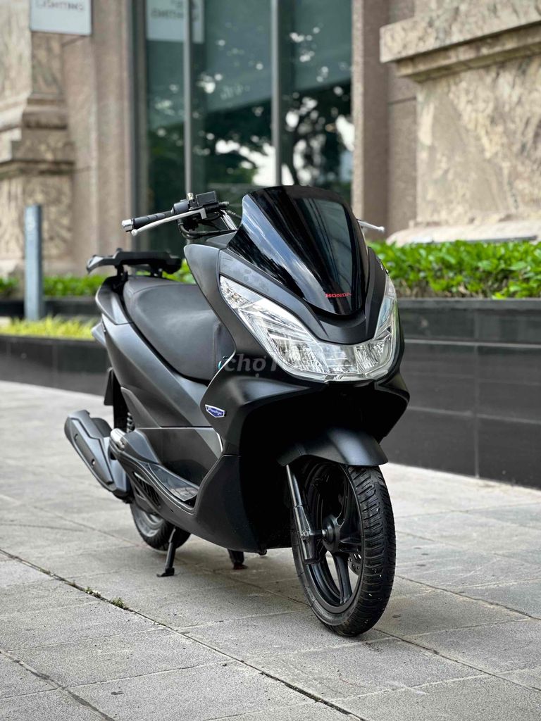 Pcx đen nhám Smartkey sang trọng bền bỉ 29F1. Mua bán Xe máy tại Quận Ba Đình Hà Nội được đăng bởi Xe Máy Nam Thi hình 3