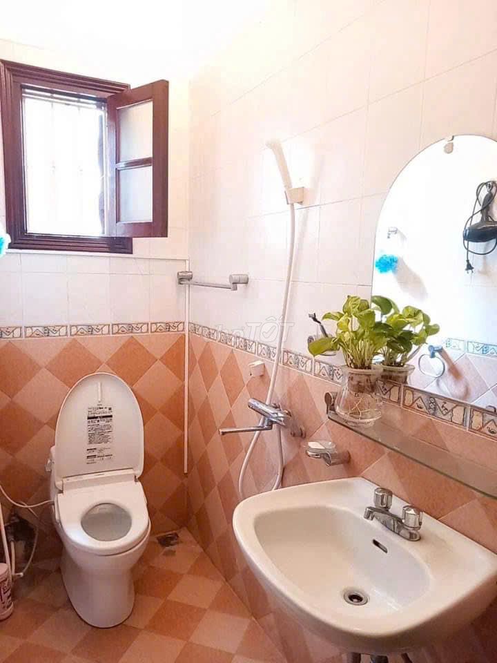 Kí Túc xá Homestay phòng ở ghép full đồ chỉ việc đến ở. Cho thuê phòng trọ tại Quận Đống Đa Hà Nội được đăng bởi Đại Dương hình 2