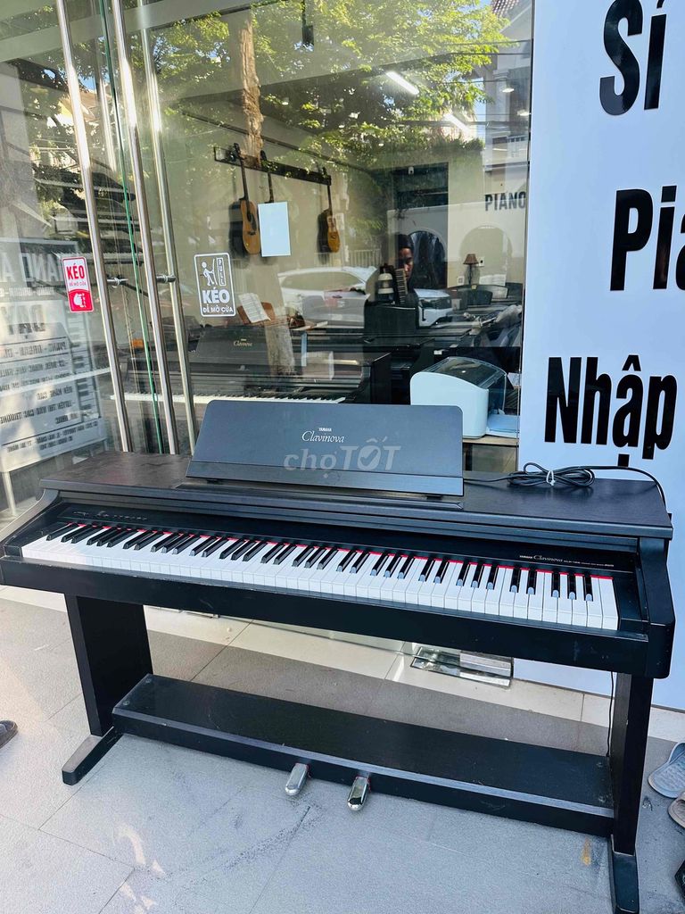 Đàn piano điện Yamaha CLP-122 Clavinova Đen. Mua bán Nhạc cụ tại Quận Hải Châu Đà Nẵng được đăng bởi Nhạc cụ giá tốt hình 1