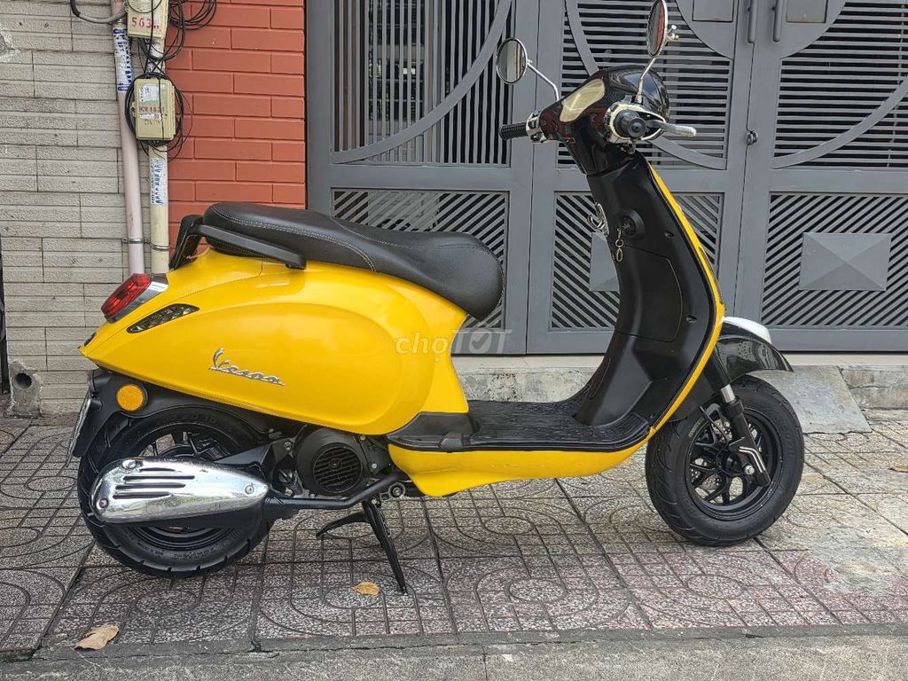 Скутер 50cc Detech Bossym 2022 Желтый. Городской номер