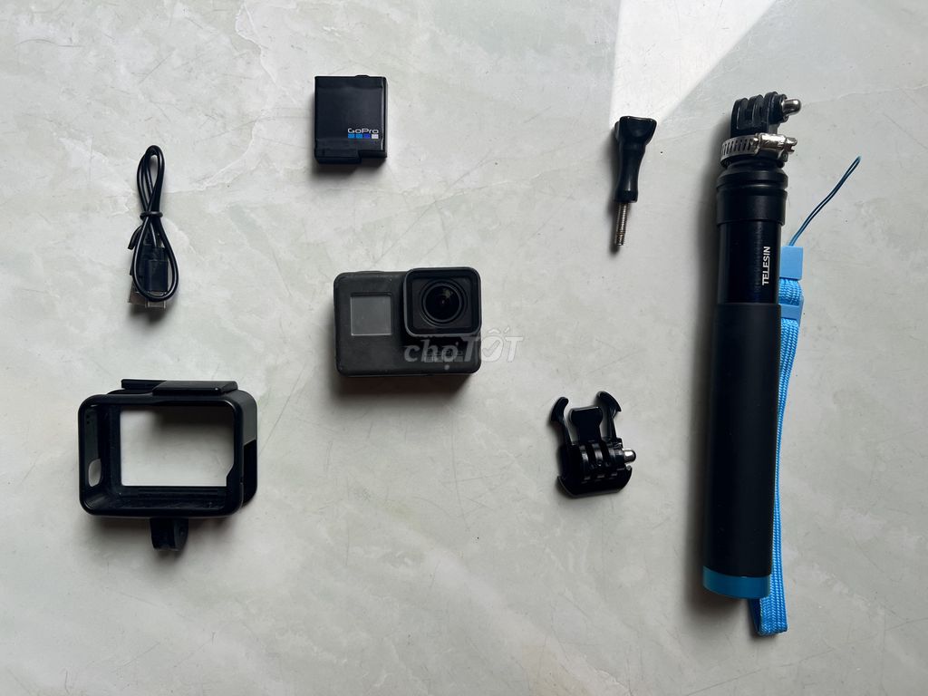 Gopro 5 bản đơn kèm gậy telesin. Mua bán Máy ảnh, Máy quay tại Quận 4 Tp Hồ Chí Minh được đăng bởi Nam H hình 1