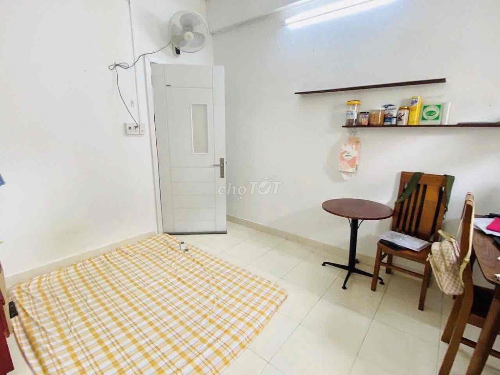 CHỈ 1.85 TỶ CÓ HỘ KHẨU NGAY TRUNG TÂM QUẬN 1