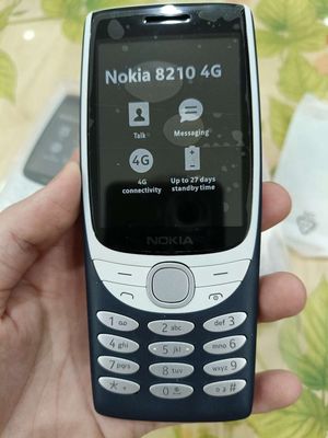 Điện thoại Nokia 8210 mới full hộp