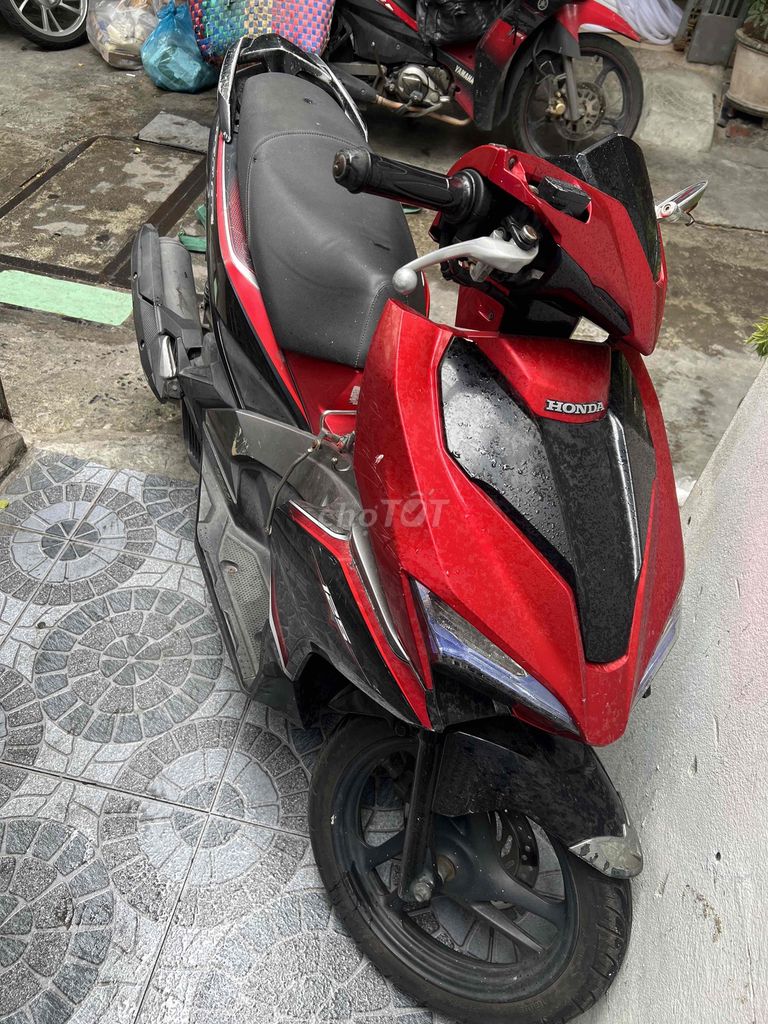 Honda AB 125cc, красно-черный, домашний