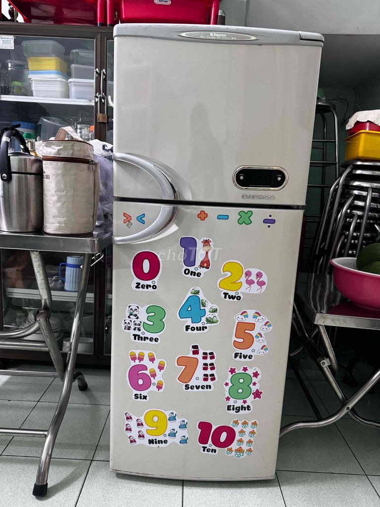 Tủ lạnh DAEWOO 150L Trắng. Mua bán Tủ lạnh tại Quận Tân Phú Tp Hồ Chí Minh được đăng bởi Julia Leung hình 1