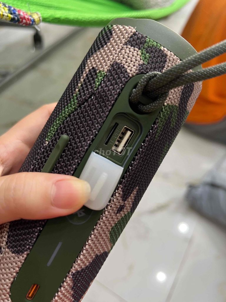 Loa Bluetooth JBL nghe nhạc cực nét