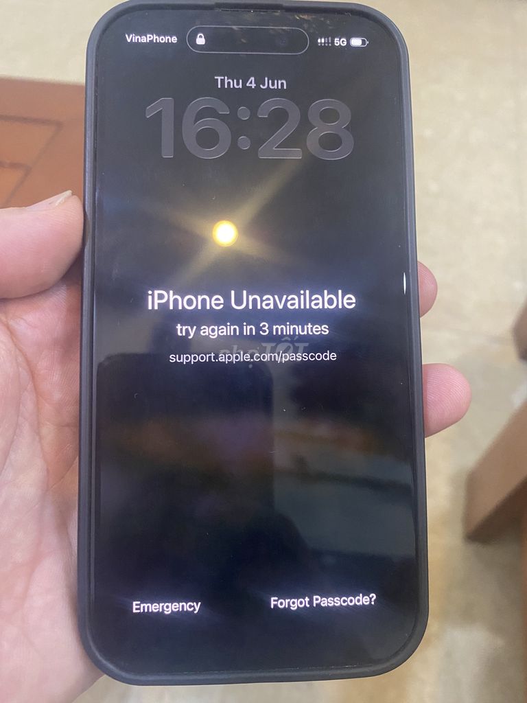Thanh lý iphone 15 nguyên zin, đẹp khoá icloud. Mua bán Điện thoại tại Quận Ba Đình Hà Nội được đăng bởi Nguyen Trung Thanh hình 1