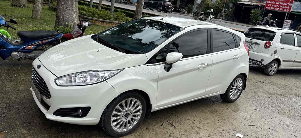 Ford Fiesta 2014 1.5 AT Sport. Mua bán Ô tô tại Huyện Tịnh Biên An Giang được đăng bởi Nam hình 3