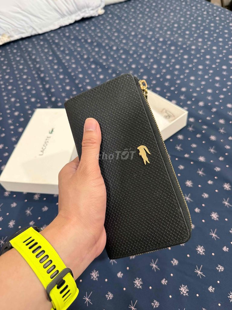 Pass Ví Lacoste, Clutch Predo ít dùng. Mua bán Túi xách tại Quận Long Biên Hà Nội được đăng bởi Hùng hình 1