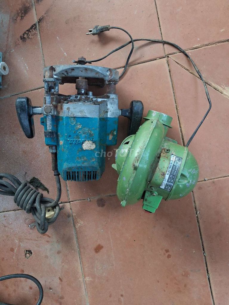 Máy phay Makita 220V Xanh, Xám. Mua bán Đồ chuyên dụng, Giống nuôi trồng tại Huyện Đơn Dương Lâm Đồng được đăng bởi BẦU KIM hình 1