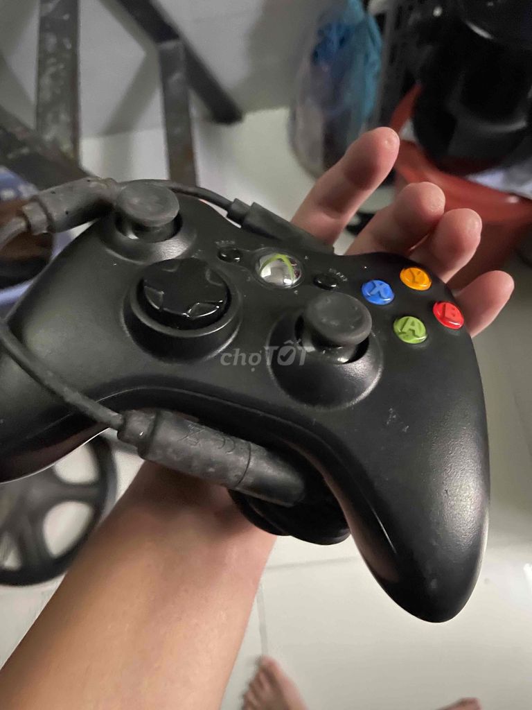 Tay cầm chơi game Xbox 360 Đen. Mua bán Thiết bị chơi game tại Quận 7 Tp Hồ Chí Minh được đăng bởi Hoà Trần hình 1