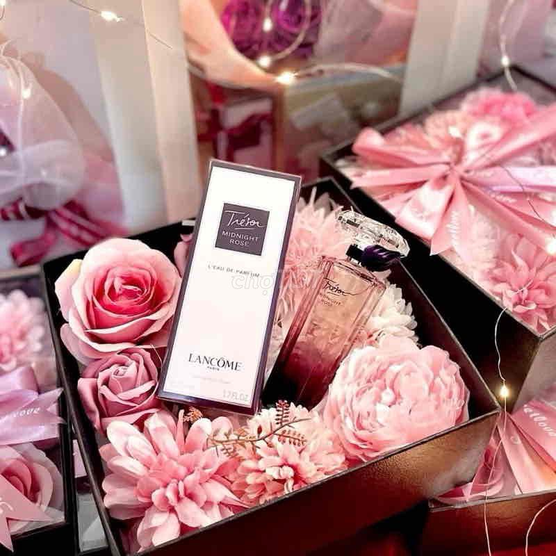 Nước hoa nữ Lancome Tresor Midnight Rose L’eau De