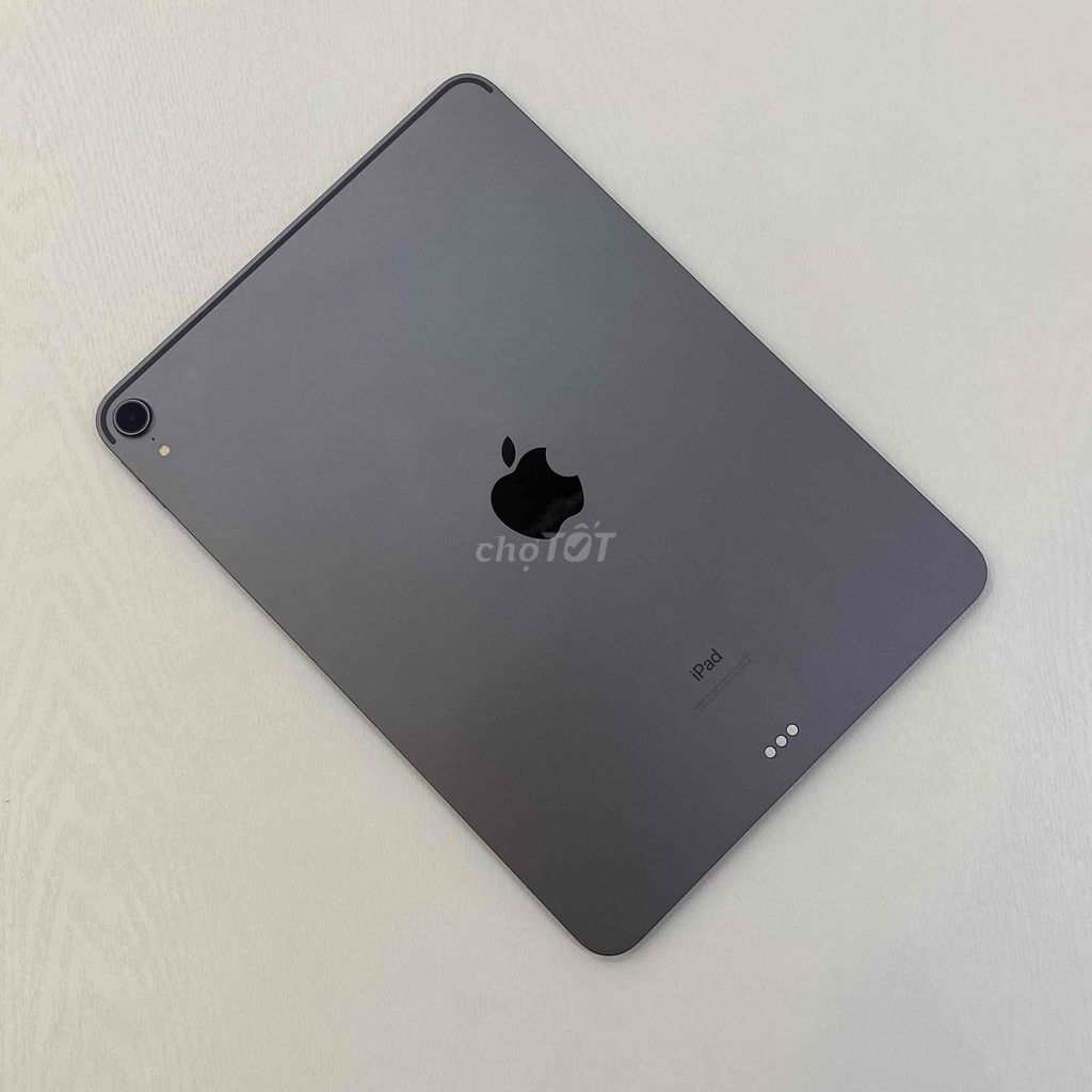 iPad Pro 2018 11in 256GB wifi Gray Like New