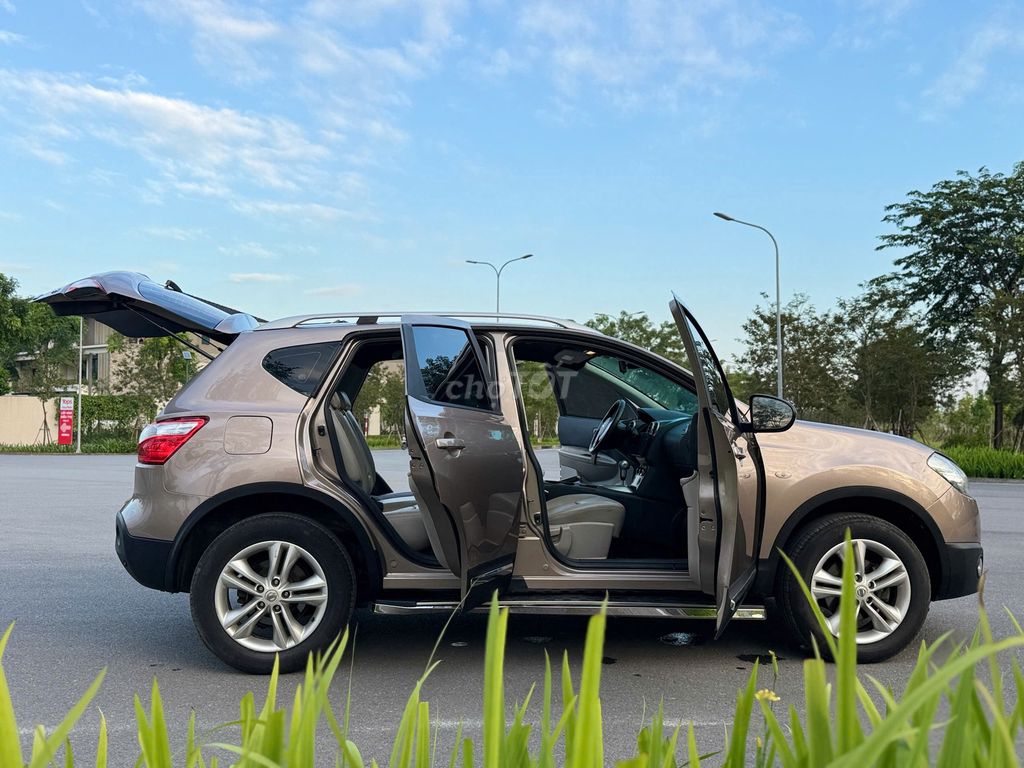 Nissan Qashqai SE 2.0 AT Nhập Anh 2011. Mua bán Ô tô tại Quận Thanh Xuân Hà Nội được đăng bởi Nguyễn Tuấn Hoàng hình 5