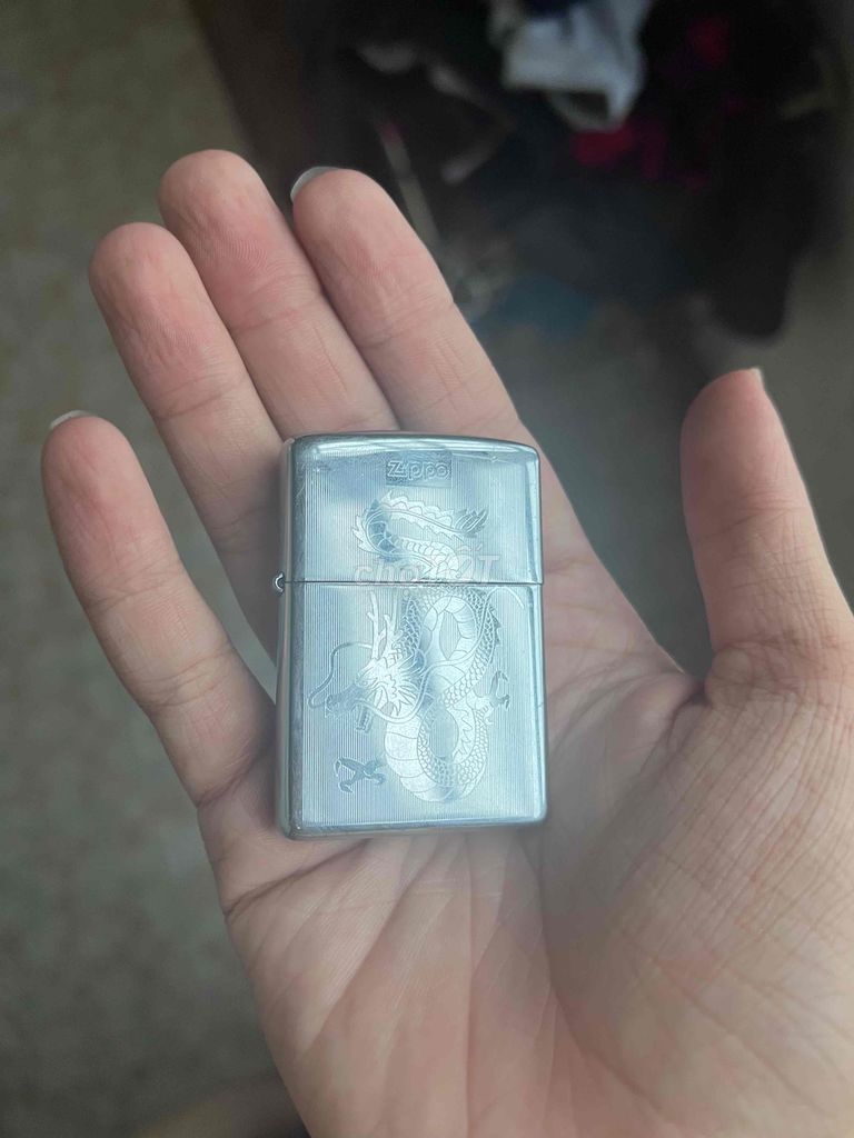 Bật lửa Zippo Kim loại Bạc khắc rồng USA. Mua bán Đồ sưu tầm, đồ cổ tại Quận Thanh Khê Đà Nẵng được đăng bởi tuấn hình 1