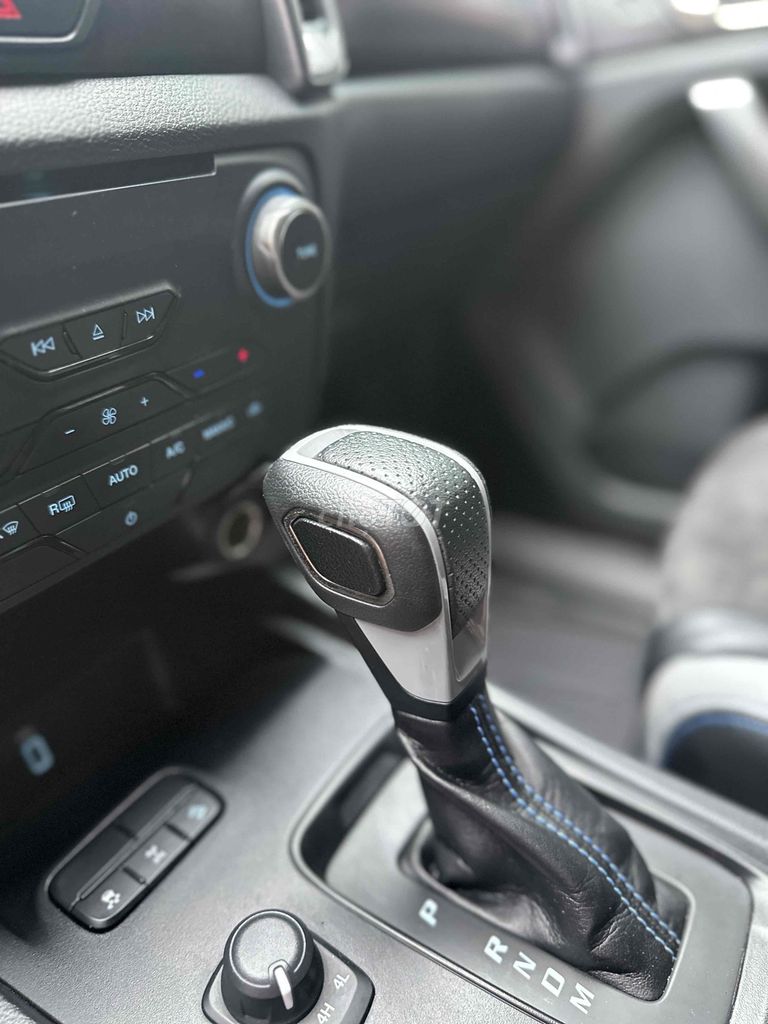 Ford Ranger 2020 RAPTOR  - 70000 km-1 chủ từ đầu. Mua bán Ô tô tại Thành phố Biên Hòa Đồng Nai được đăng bởi Trần Bảo Duy hình 12