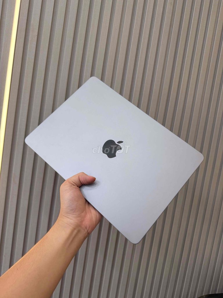 Apple Macbook Air M2 13.3 inch 16GB/256GB Fullbox. Mua bán Laptop tại Quận Ninh Kiều Cần Thơ được đăng bởi Quý Mobile Cần thơ hình 1