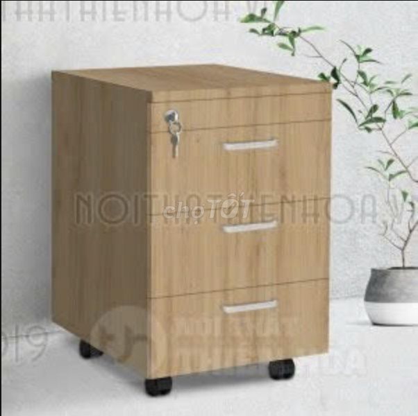 Tủ để đồ Gỗ Vàng gỗ Có bánh xe. Mua bán Tủ, kệ gia đình tại Quận Cầu Giấy Hà Nội được đăng bởi Mr Thái hình 1