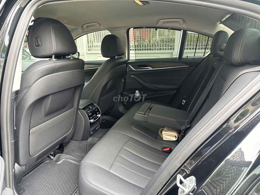 BMW 5 Series 520i Ưu Đãi Cực Khủng !!!. Mua bán Ô tô tại Quận Bình Tân Tp Hồ Chí Minh được đăng bởi Hồ Nhật Anh hình 4
