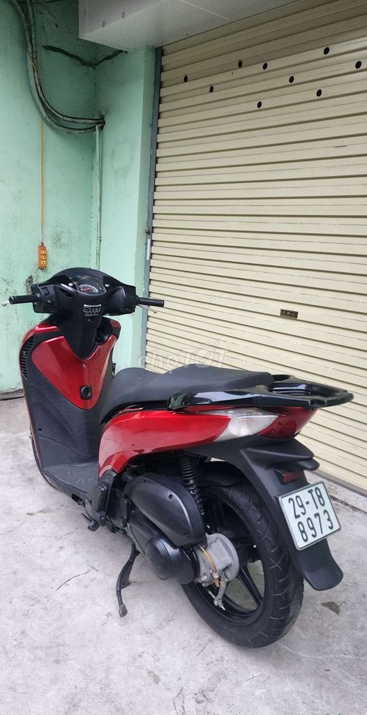 Honda sh 150cc nhập khẩu ý màu đỏ biển Hn chínhchủ. Mua bán Xe máy tại Quận Ba Đình Hà Nội được đăng bởi Thân hình 3