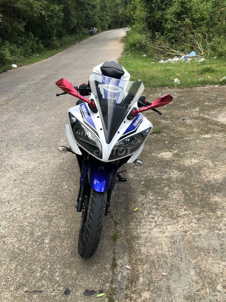 R15 V2 .Sip xe toàn quốc. Mua bán Xe máy tại Thành phố Dĩ An Bình Dương được đăng bởi Hoàng gia moto hình 1
