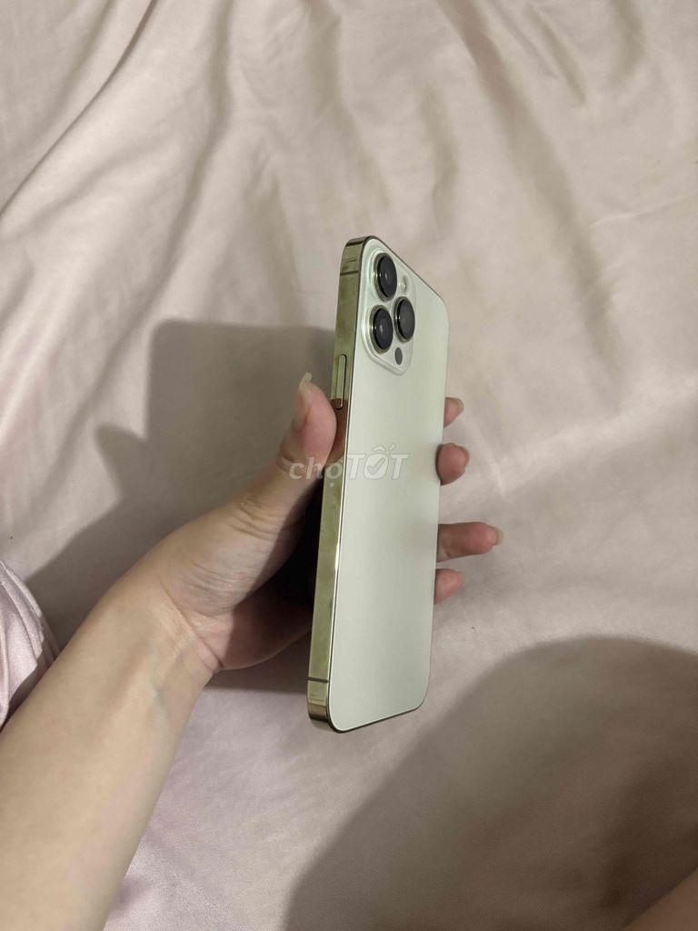 Apple iPhone 13 Pro Max 128GB Vàng. Mua bán Điện thoại tại Huyện Phúc Thọ Hà Nội được đăng bởi Anh hình 1