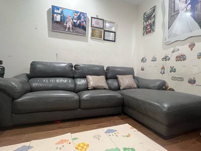 Sofa bàn trà. Mua bán Bàn ghế tại Quận Hà Đông Hà Nội được đăng bởi Thía Lê
