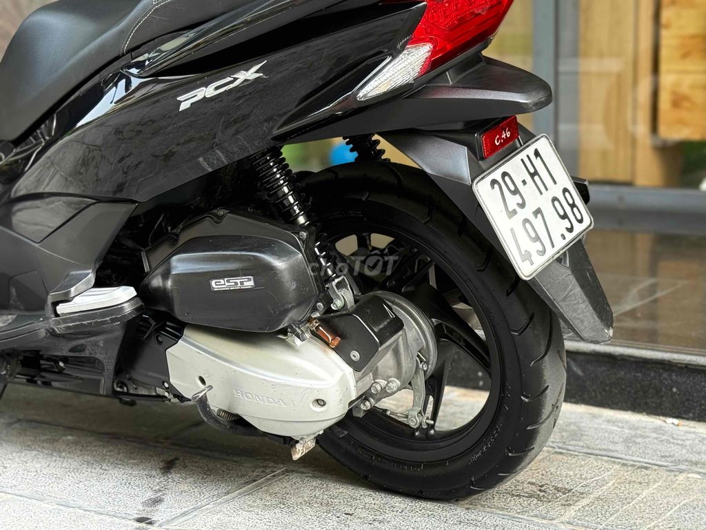 Honda Pcx đời đèn led dáng sang trọng 29H1. Mua bán Xe máy tại Quận Ba Đình Hà Nội được đăng bởi Xe Máy Nam Thi hình 6