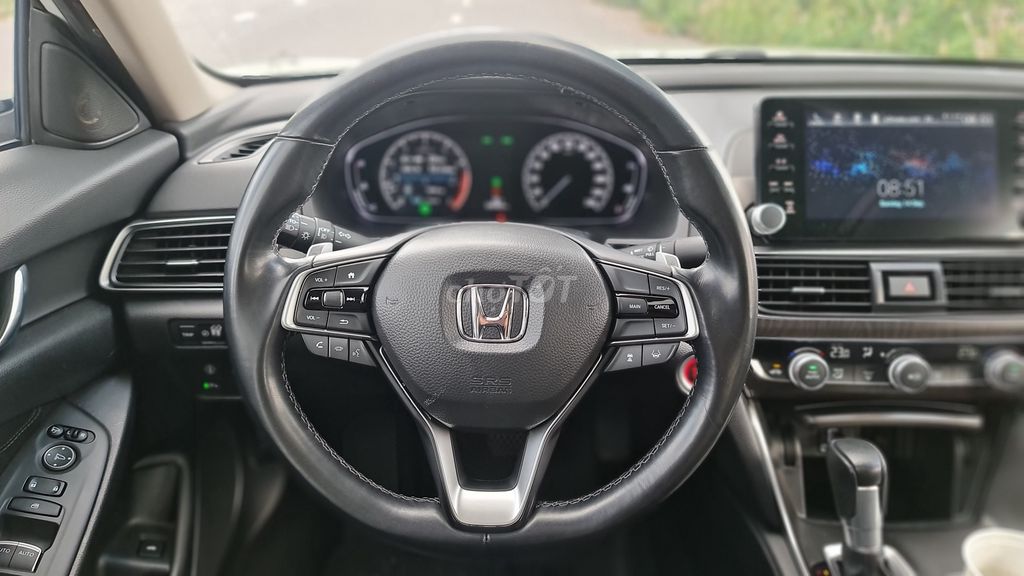 Honda Accord 2022 1.5 Turbo - 31000 km. Mua bán Ô tô tại Quận Cầu Giấy Hà Nội được đăng bởi ĐẶNG QUANG HUY hình 7