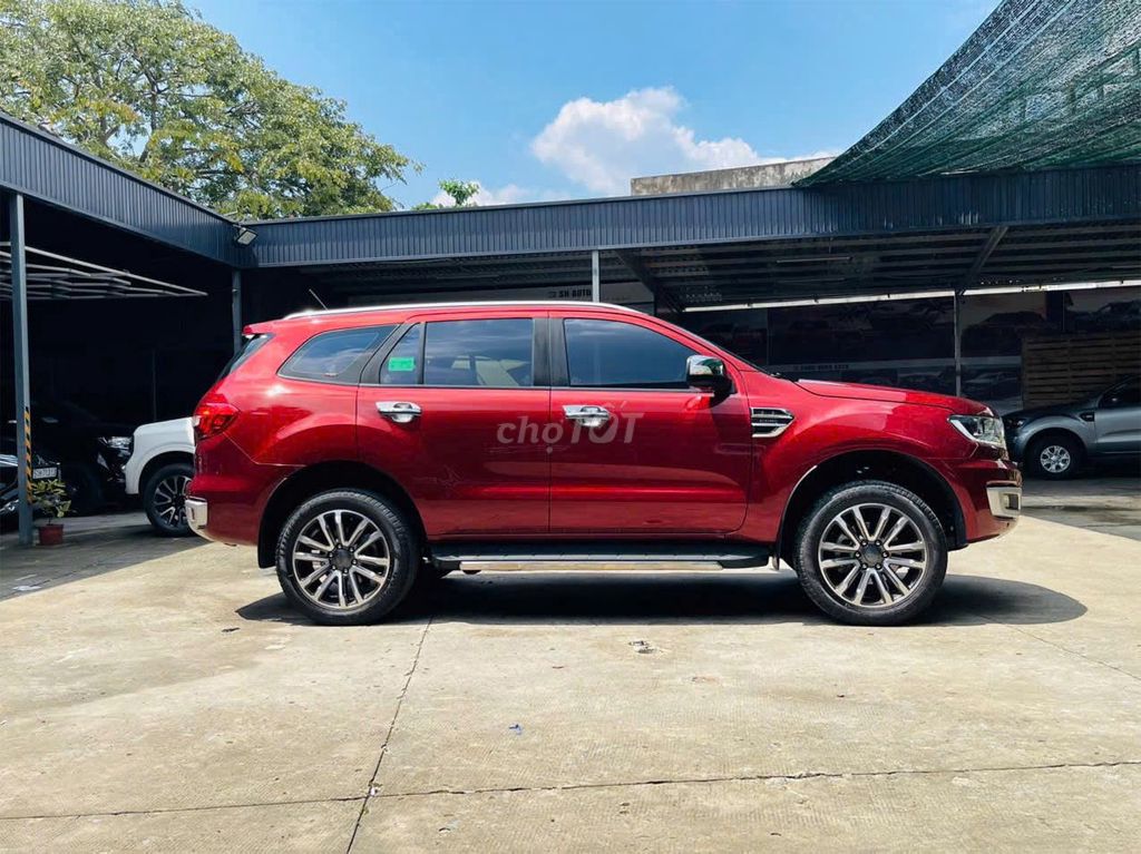 EVEREST TITANIUM Đỏ Bordeaux Nhập Thái 2021. Mua bán Ô tô tại Huyện Hóc Môn Tp Hồ Chí Minh được đăng bởi Song Hành hình 1