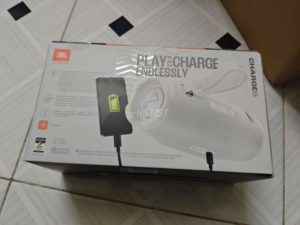 Loa Bluetooth JBL CHARGE 6 Trắng Mới Nguyên Seal. Mua bán Tivi, Âm thanh tại Quận Tân Phú Tp Hồ Chí Minh được đăng bởi Khánh Duy hình 1