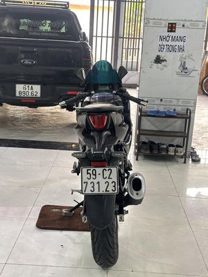 Suzuki GSX R150 2018 Đen. Mua bán Xe máy tại Huyện Bình Chánh Tp Hồ Chí Minh được đăng bởi Xe Máy Vinh