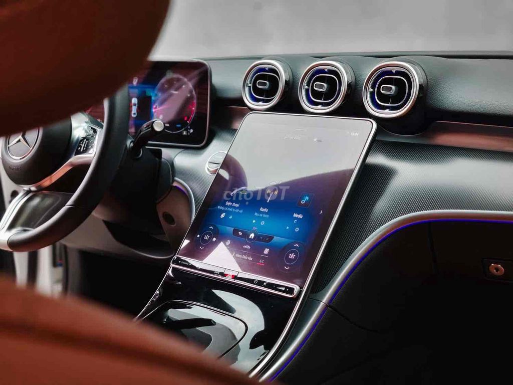 C200 Avangarde V1 model 2023 Trắng Nâu chuẩn hãng. Mua bán Ô tô tại Quận 1 Tp Hồ Chí Minh được đăng bởi Lưu Thế Hoàng hình 8