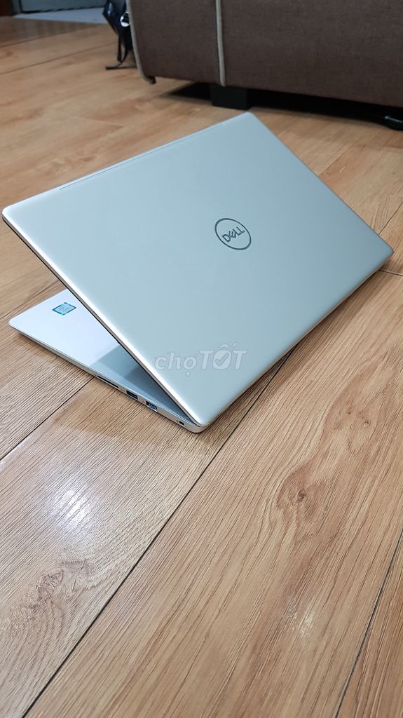 Dell Inspiron 7570 i7-8550U-Nvidia  940MX 4G-15.6". Mua bán Laptop tại Quận Hoàng Mai Hà Nội được đăng bởi Trần Quang Quỳnh hình 4