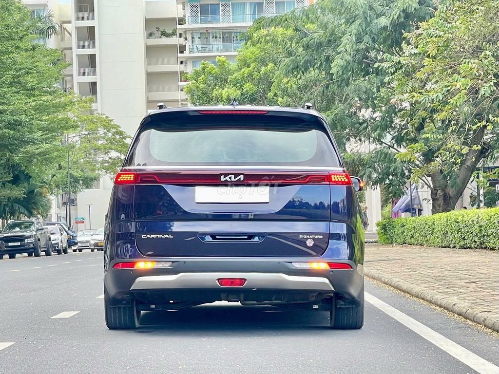 Kia Carnival 2.2D Signature 2022 - 1 chủ từ đầu. Mua bán Ô tô tại Quận 8 Tp Hồ Chí Minh được đăng bởi Trường Nguyễn Xe Sang hình 5
